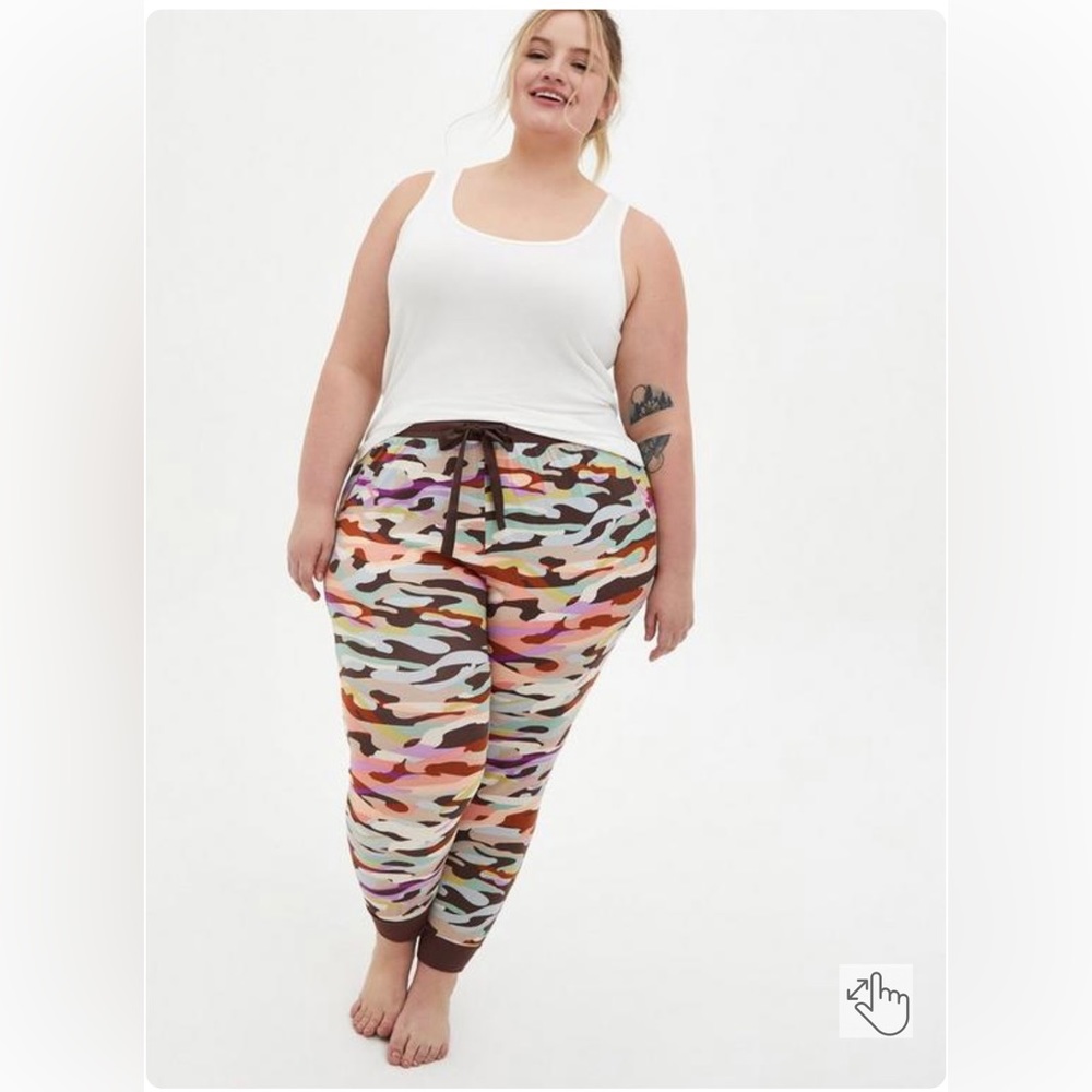SUPER SOFT CROP LOUNGE JOGGER